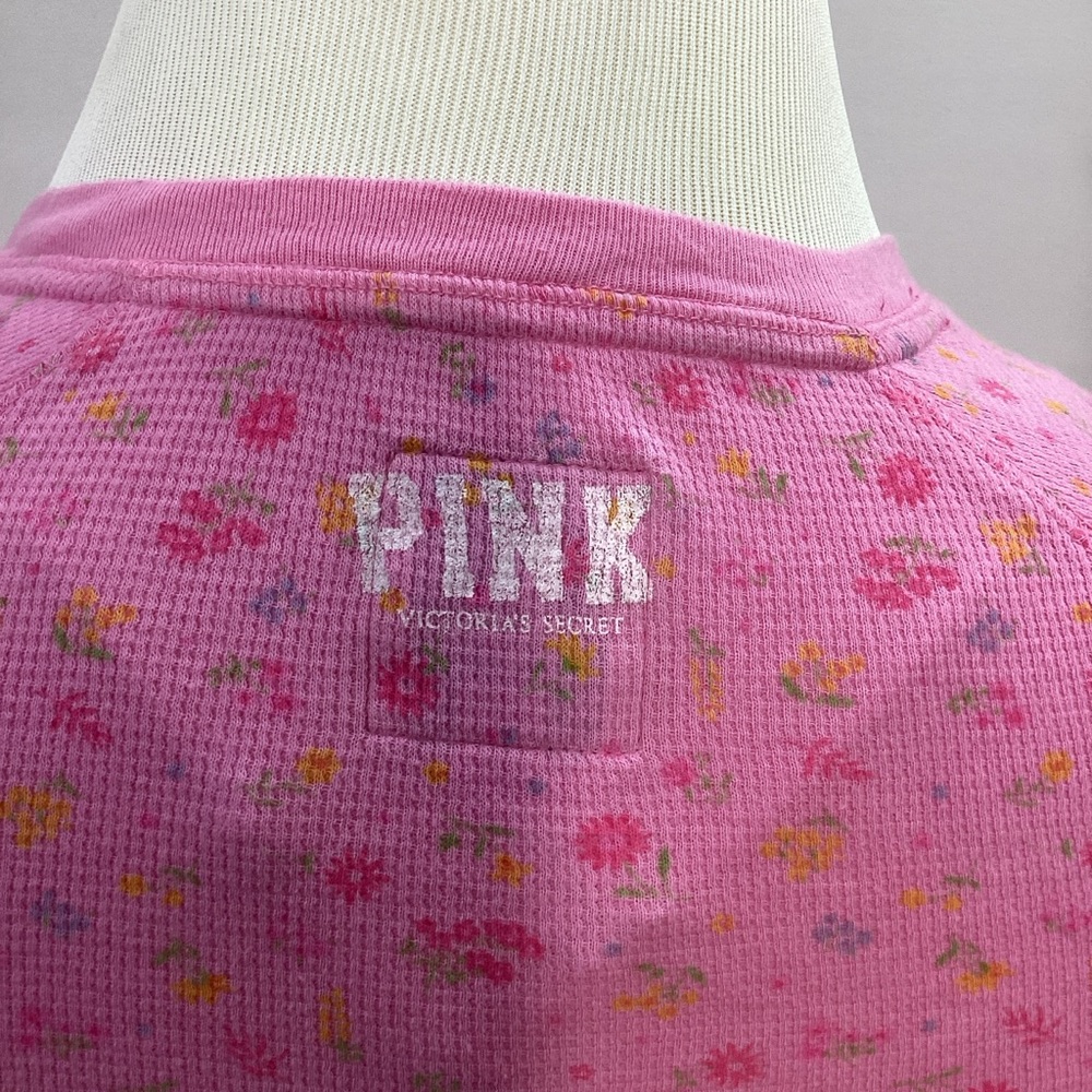 PINK Victoria's Secret Retro Pink Top Floral Long Sleeve with Front Button Sz M - Picture 6 of 13